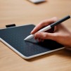 Графичен дисплей таблет Wacom One Pen tablet Small, Bluetooth 5.1, Бял